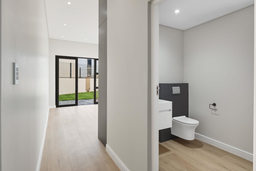 3 Bedroom Property for Sale in Dennegeur Western Cape